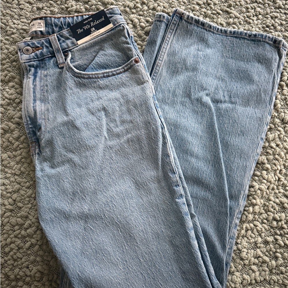 Abercrombie curve love 90’s relaxed Jean
